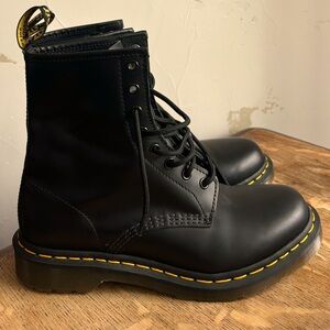 Dr. Martens AirWair EU 41, US L 9